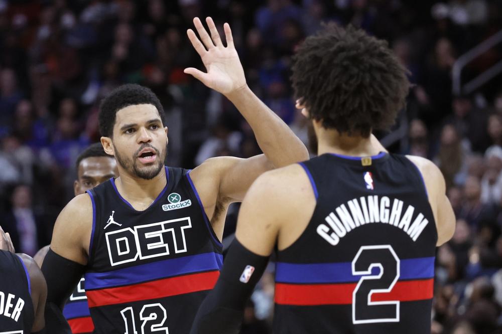 更是全队面 更是全队面