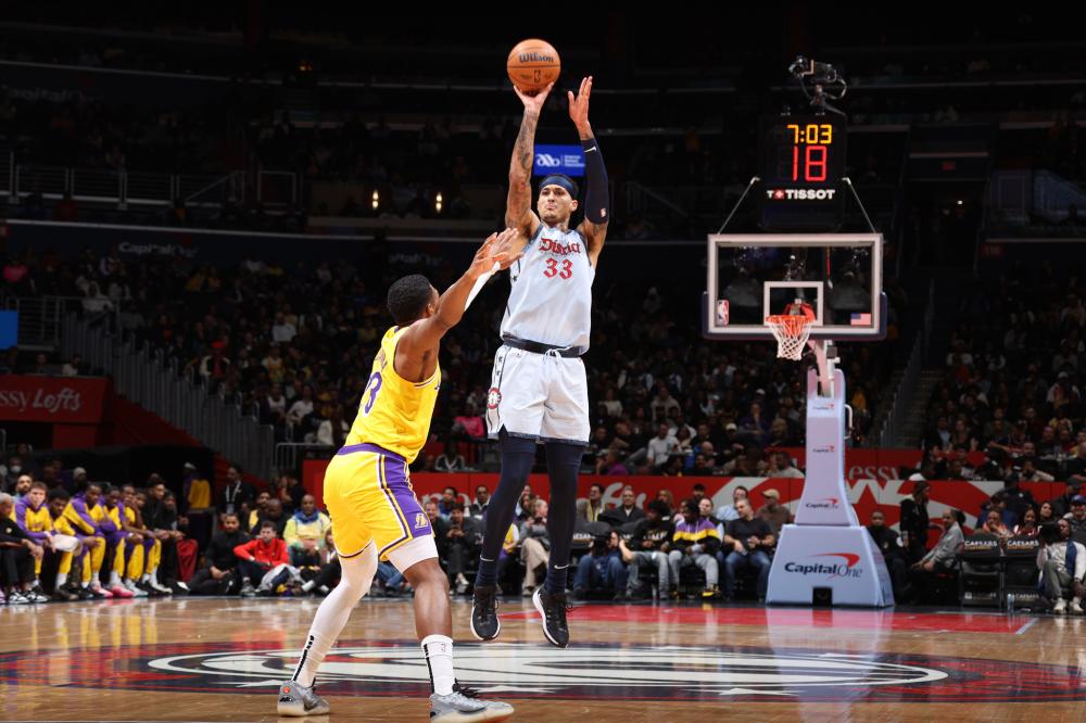 显示了他对 显示了他对