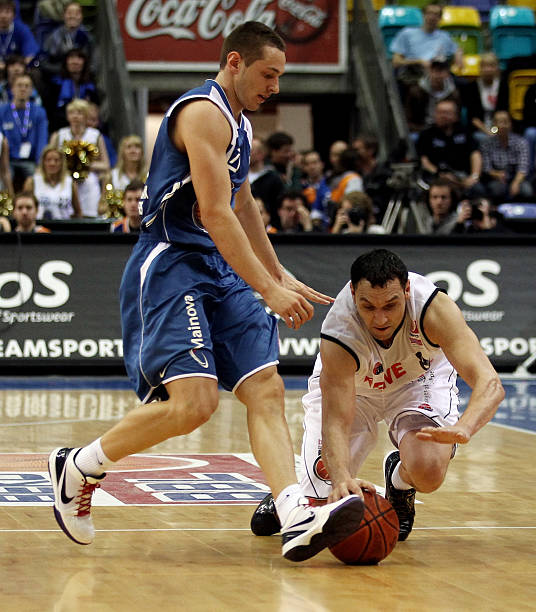 他们具备承 他们具备承